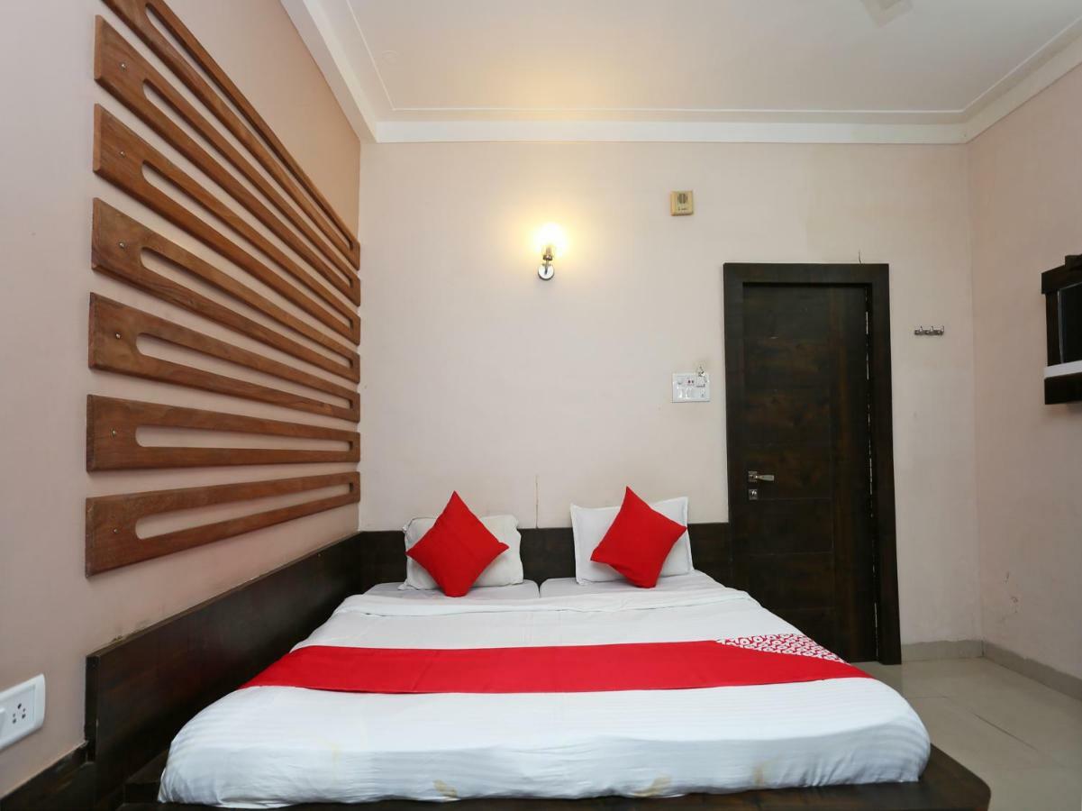 Oyo 29724 Hotel Kokila Resort Jabalpur Eksteriør bilde